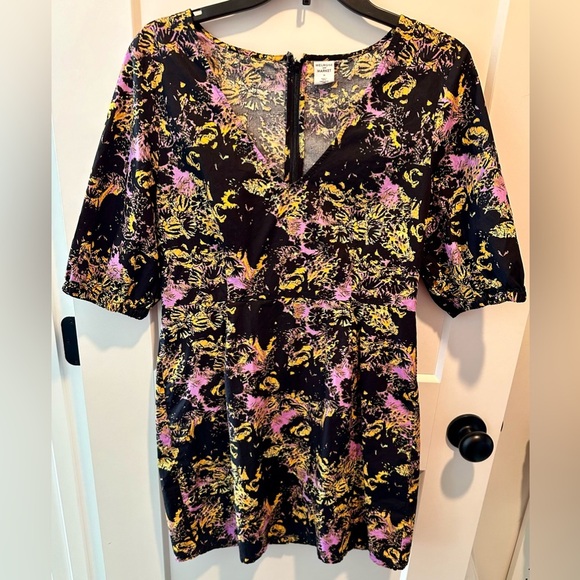 Melrose and Market Womens Dress Black Purple and Gold V-Neck Lightweight Medium - Picture 1 of 4